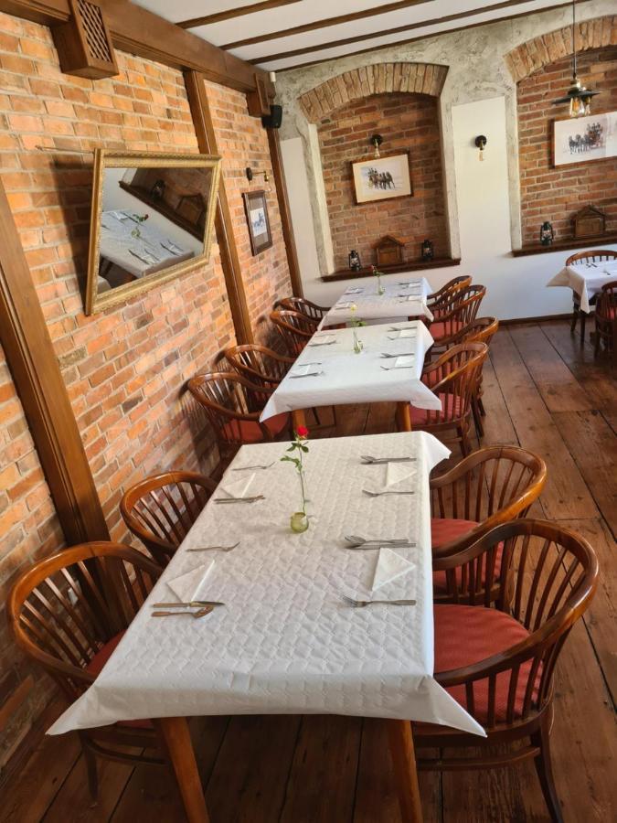 Hotel Zajazd Kultury, Dawniej Pocztowy Ζιελόνα Γκόρα Εξωτερικό φωτογραφία