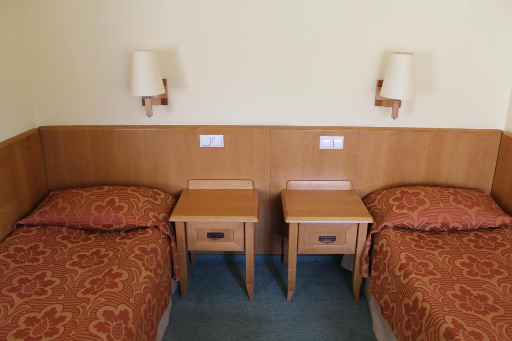 Hotel Zajazd Kultury, Dawniej Pocztowy Ζιελόνα Γκόρα Εξωτερικό φωτογραφία