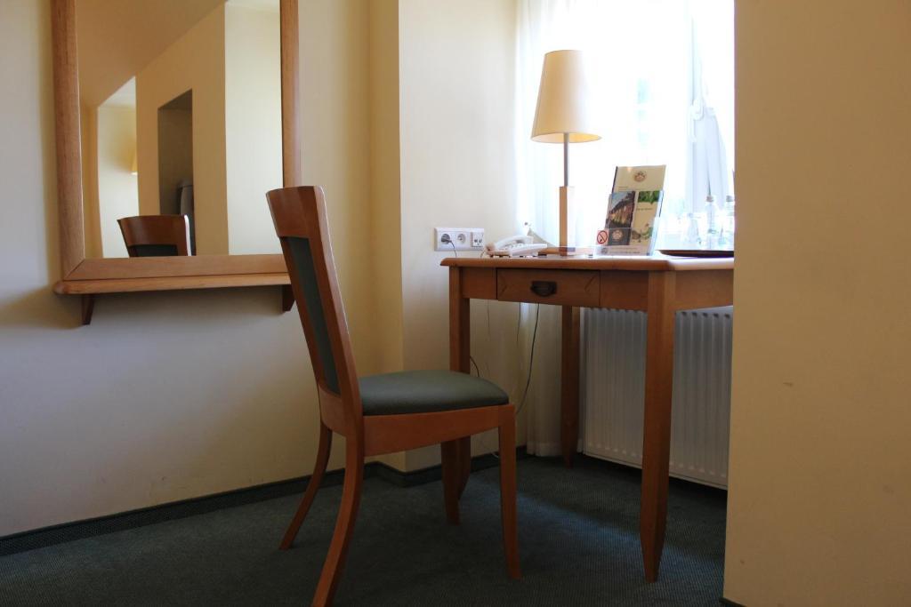 Hotel Zajazd Kultury, Dawniej Pocztowy Ζιελόνα Γκόρα Εξωτερικό φωτογραφία