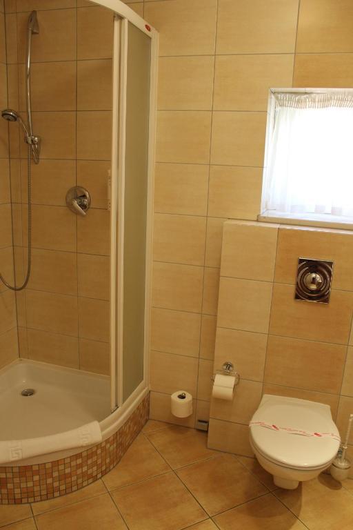 Hotel Zajazd Kultury, Dawniej Pocztowy Ζιελόνα Γκόρα Εξωτερικό φωτογραφία